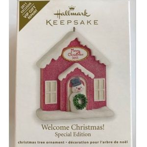Hallmark Keepsake Welcome Christmas! Ornament